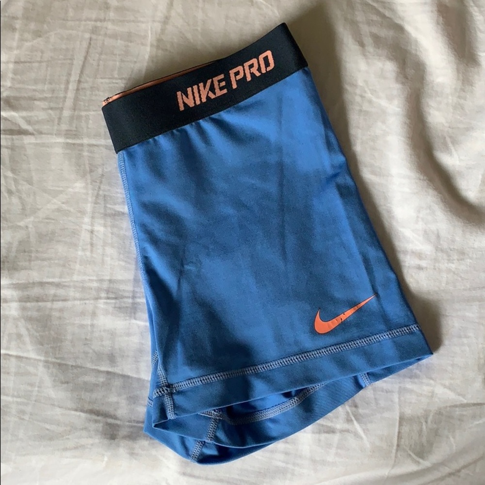 Nike spandex